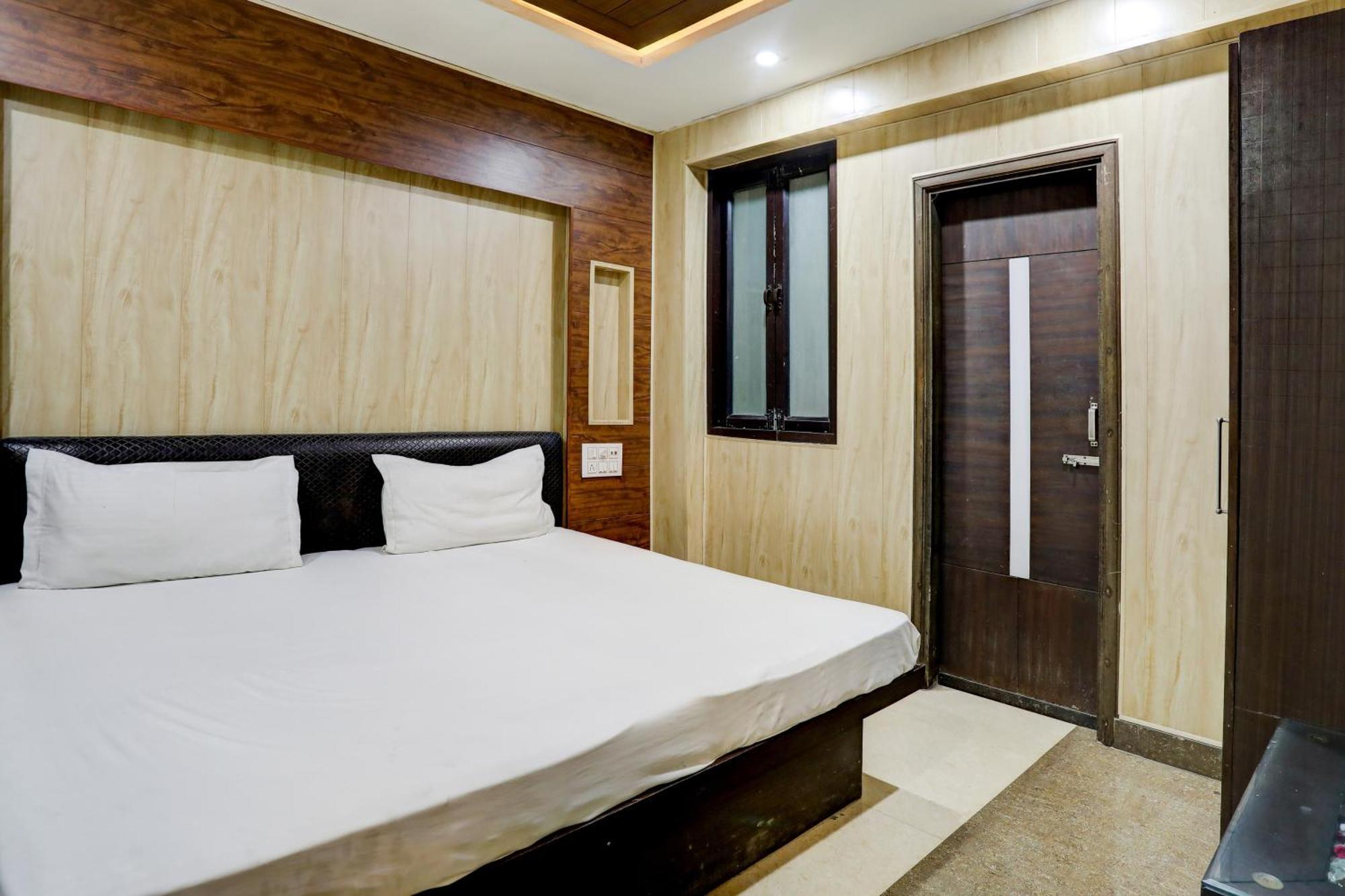 Hotel O Hcn Ludhiana Bagian luar foto