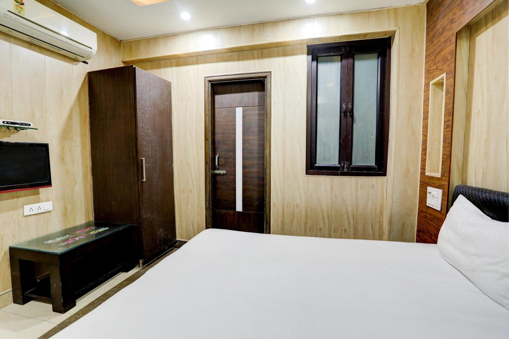 Hotel O Hcn Ludhiana Bagian luar foto
