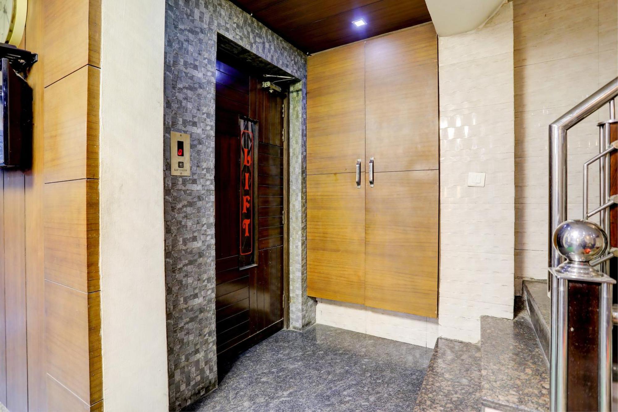Hotel O Hcn Ludhiana Bagian luar foto