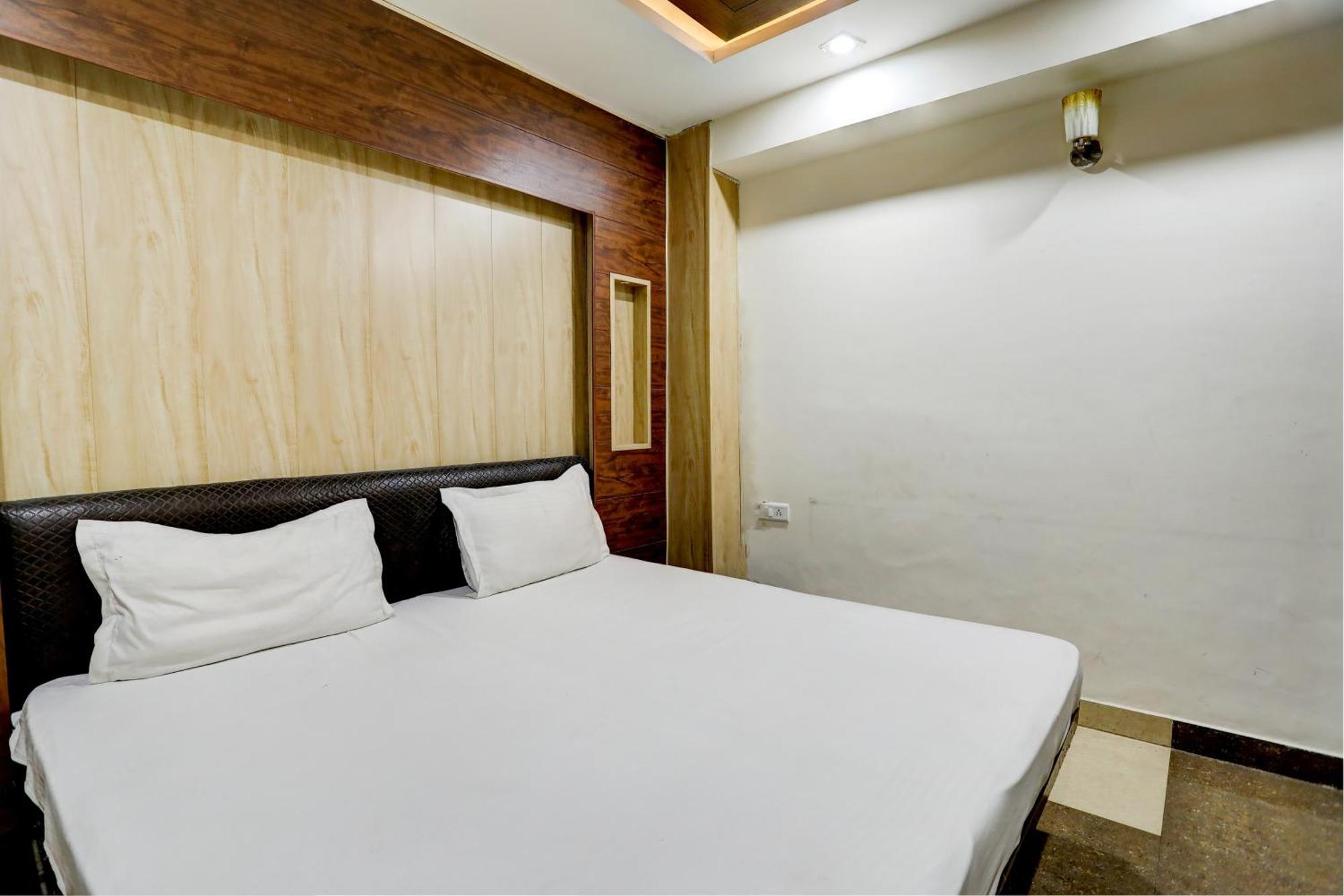 Hotel O Hcn Ludhiana Bagian luar foto