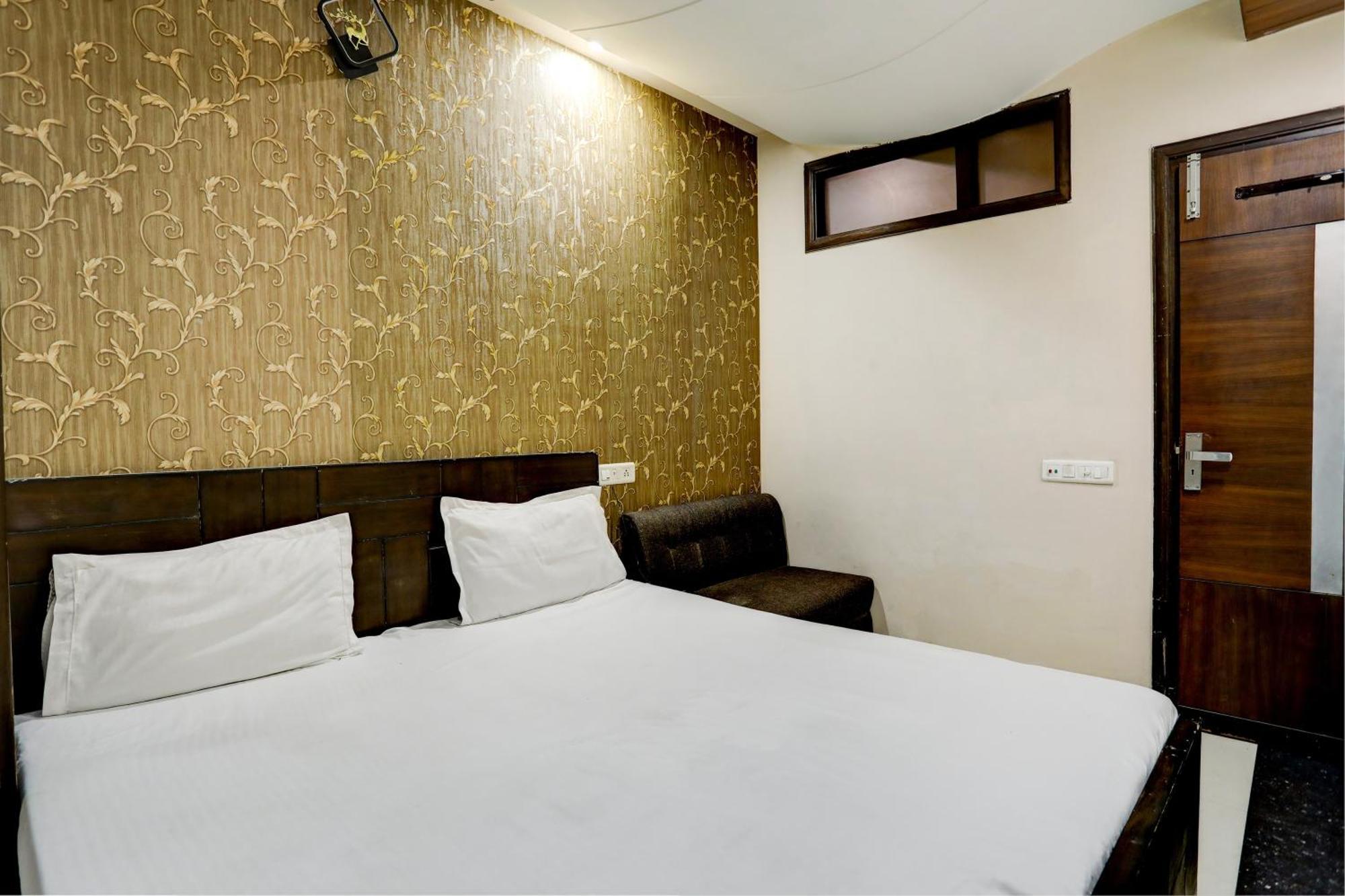 Hotel O Hcn Ludhiana Bagian luar foto
